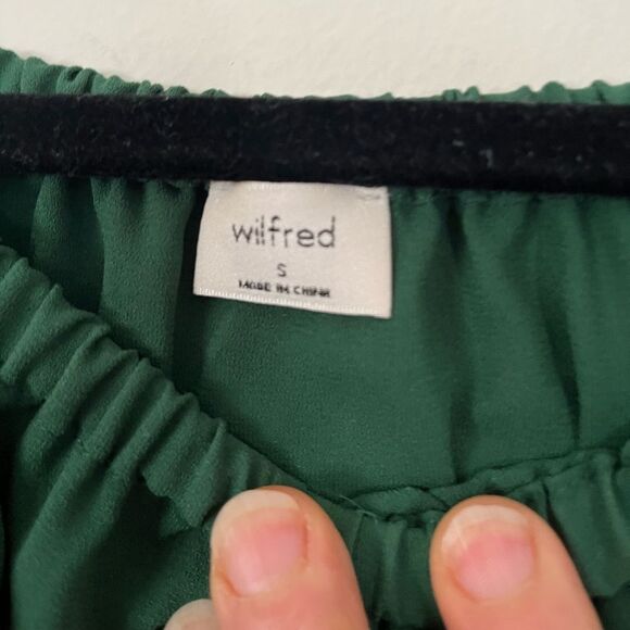 Aritzia, Wilfred bottle green, off shoulder, long sleeve blouse, elastic lines,S - Picture 2 of 7